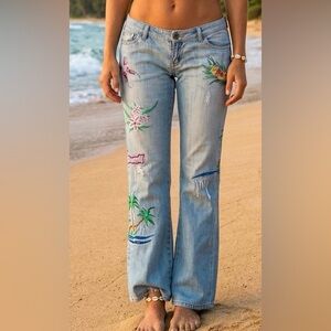 Y2K Honolulu Hawaii Embroidered Light Blue Flare Jeans